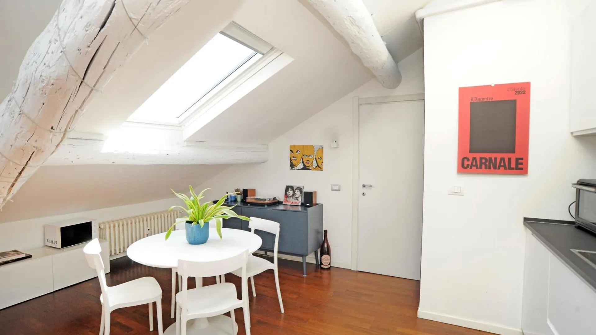 Castelvetro Apartment Milan