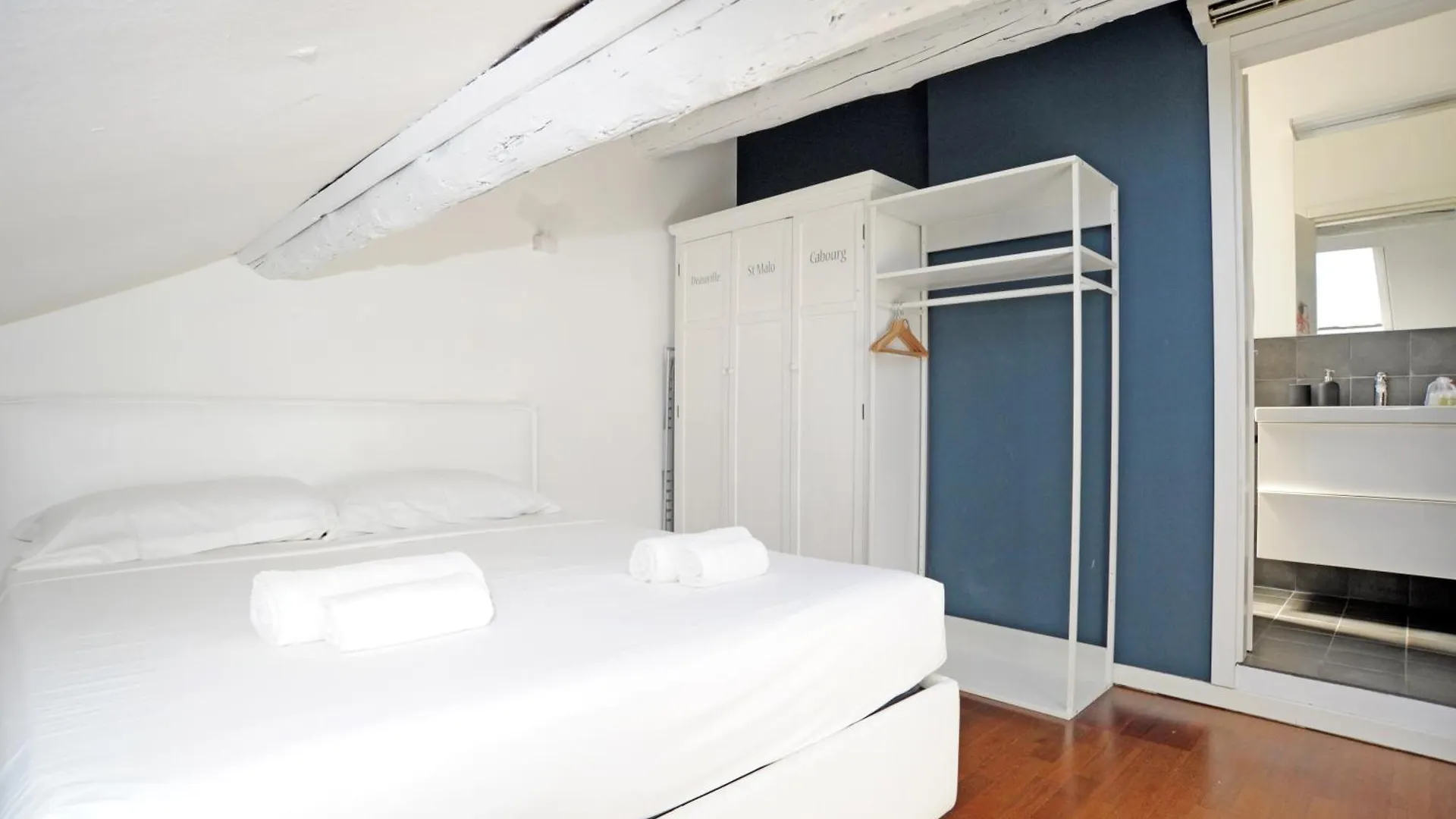 Castelvetro Apartment Milan